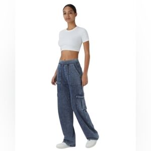HALARA Mid Rise Pockets Straight Leg Stretchy Knit Casual Cargo Jeans